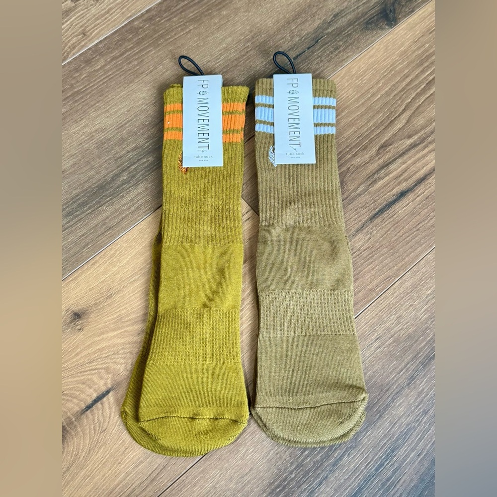 NWT Free People Movement 2 Pack Tube Socks